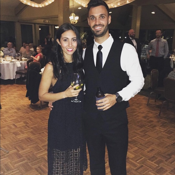 Meet Your Posher 💁🏻‍♀️ - Picture 2 of 6